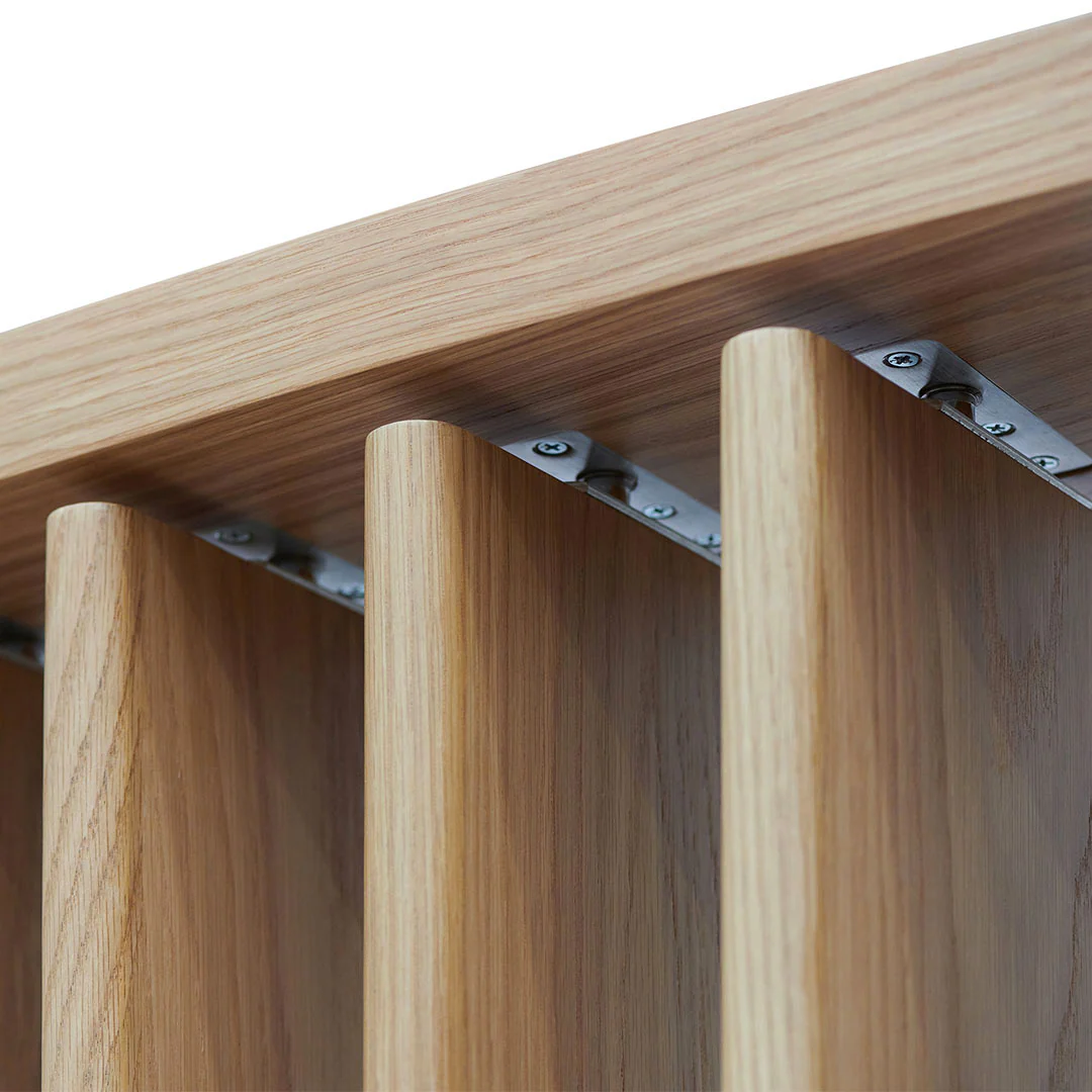 CCF8491-CN 3m Curved Wall Stand - Natural Oak - Image 4