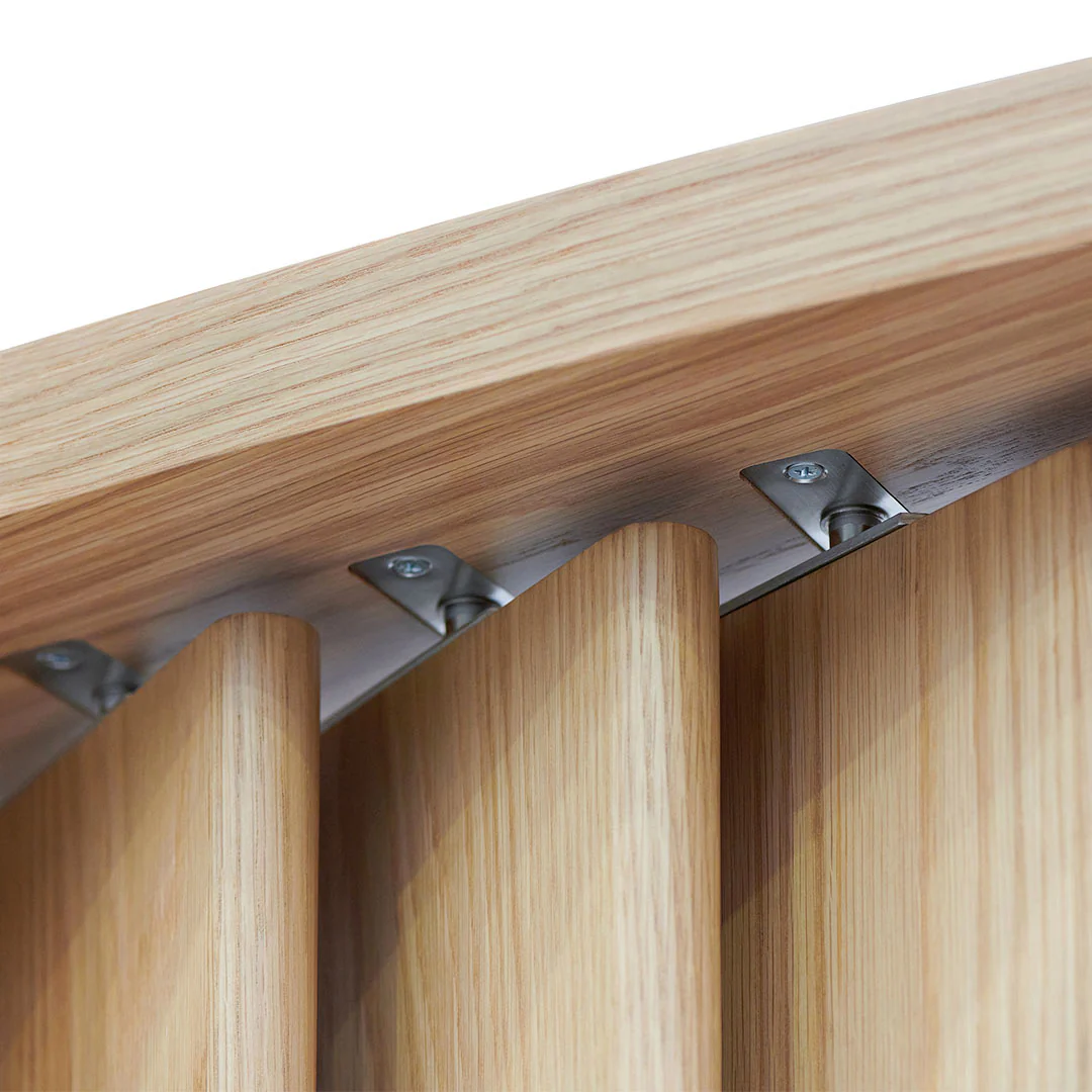 CCF8491-CN 3m Curved Wall Stand - Natural Oak - Image 5