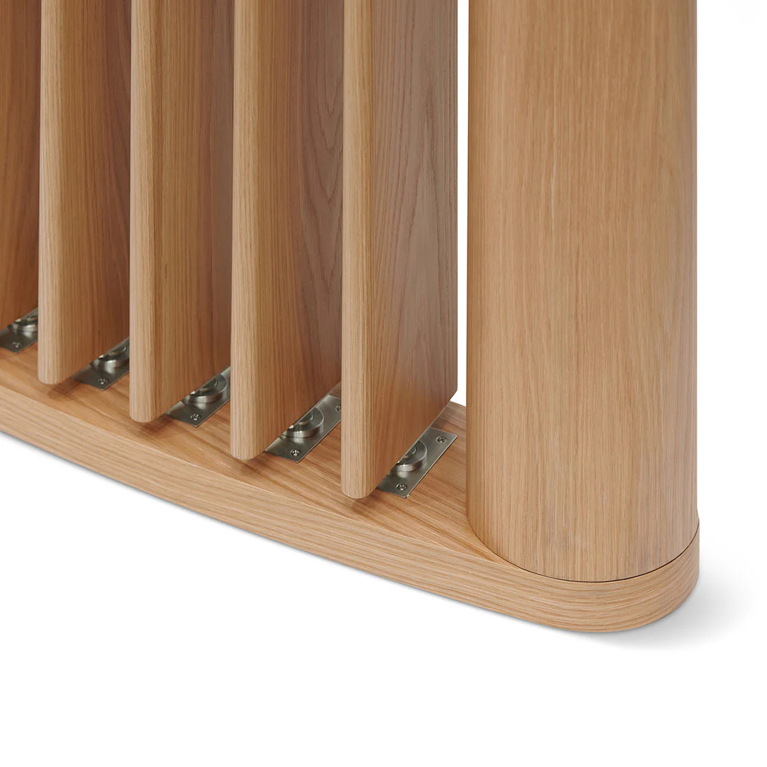 CCF8491-CN 3m Curved Wall Stand - Natural Oak - Image 9