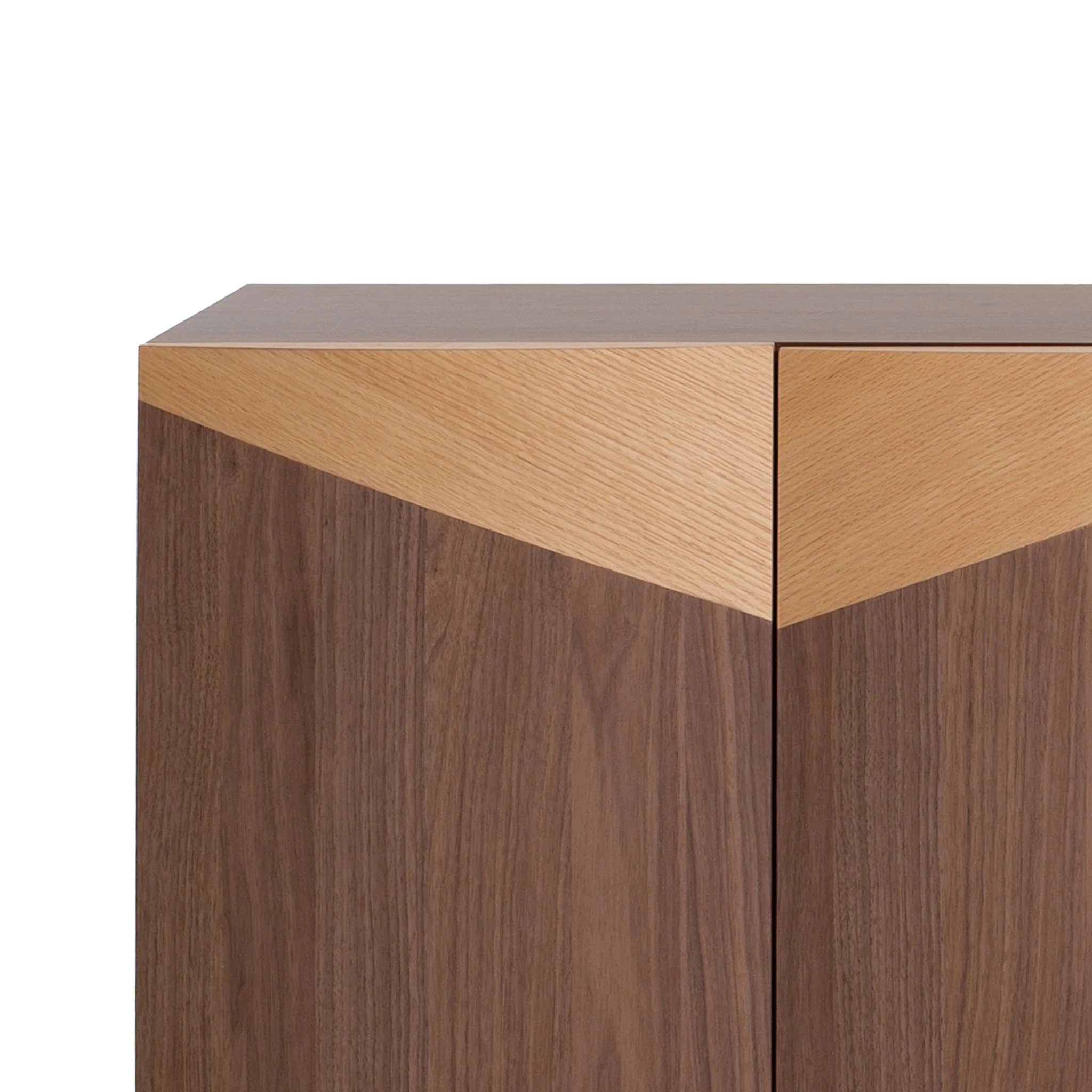 CDT10019-IG 1.8m Sideboard - Walnut - Image 6
