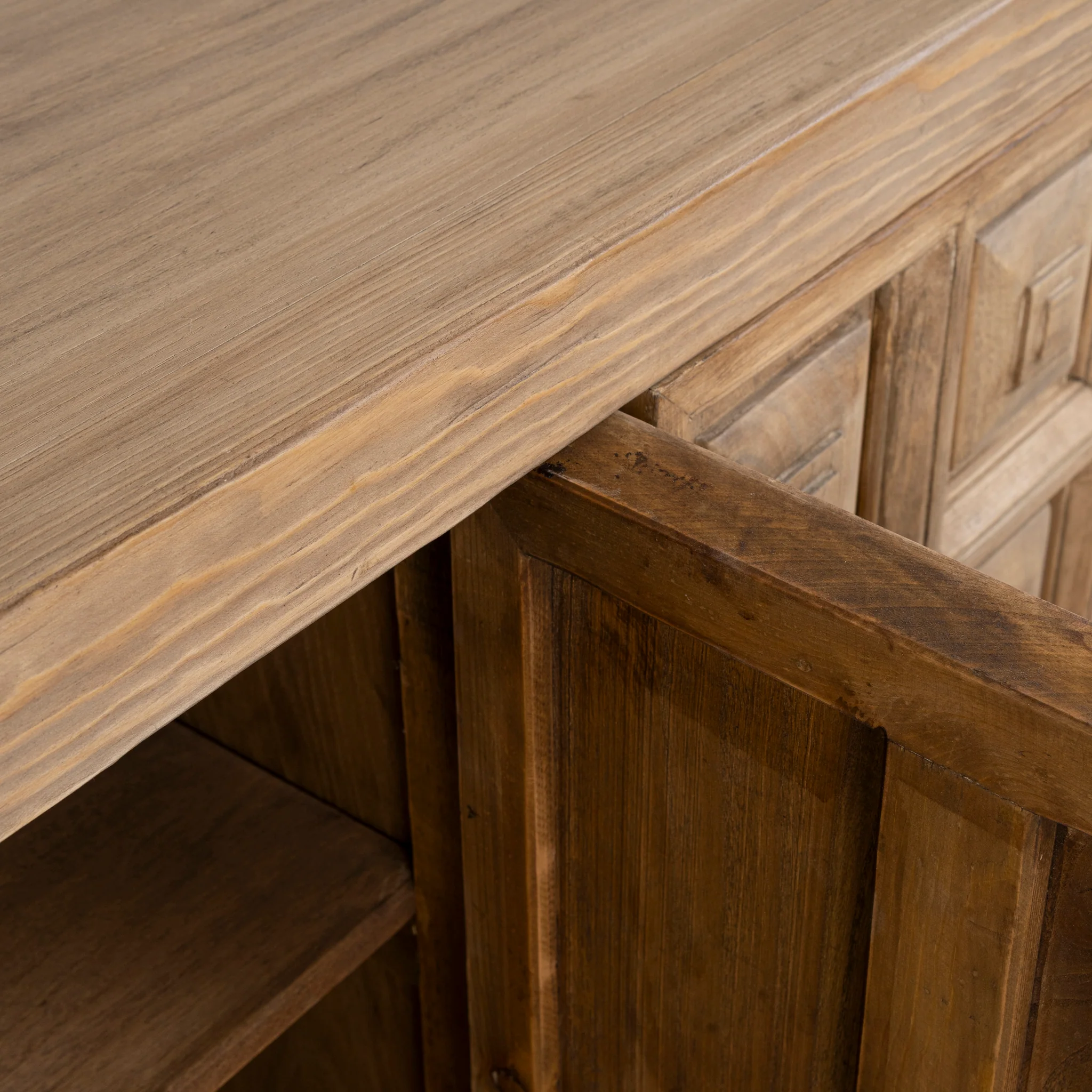 CDT10235-NA 1.83m Elm Sideboard Unit - Natural - Image 18