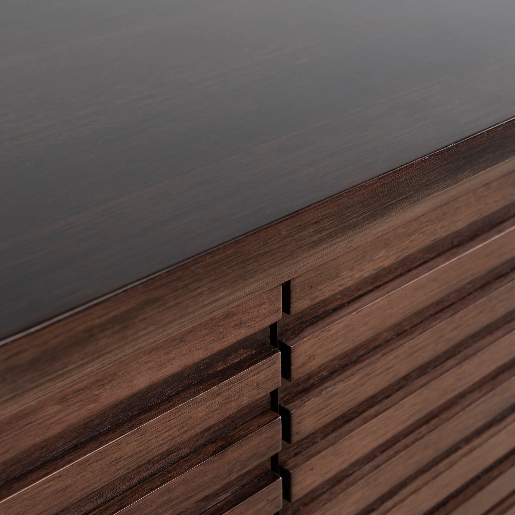 CDT10459-AW Dresser Unit - Walnut - Image 8