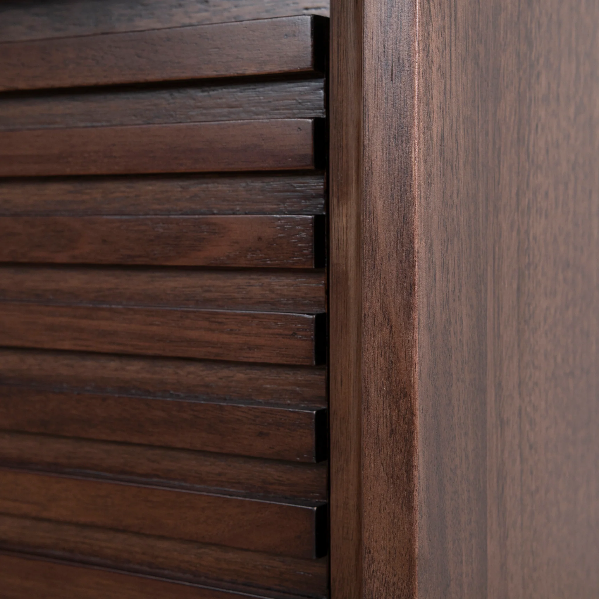 CDT10459-AW Dresser Unit - Walnut - Image 9