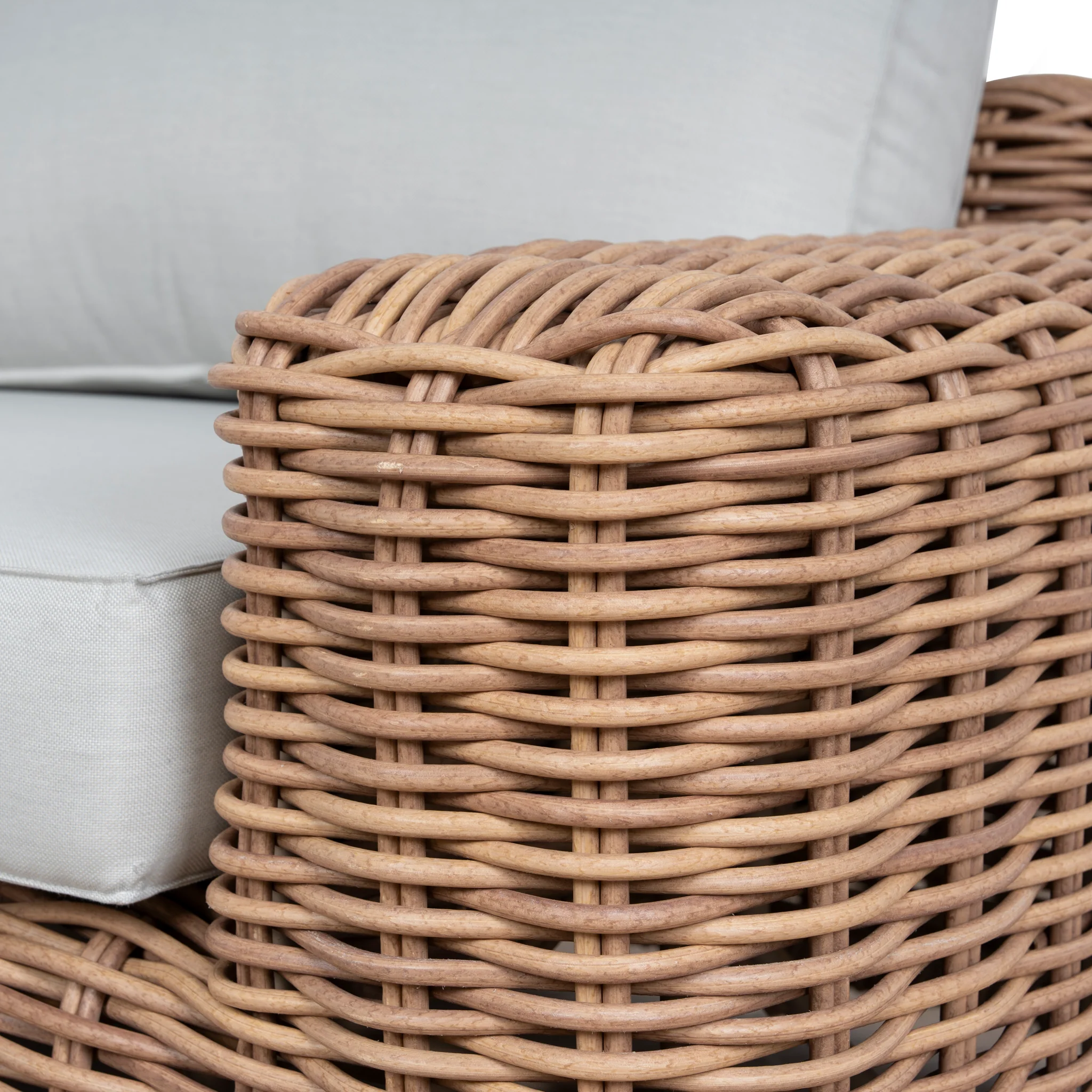 CLC12162-EM Outdoor Armchair - Royal Sand - Image 9